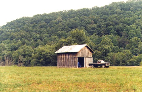 barn on kentucky river farms for sale